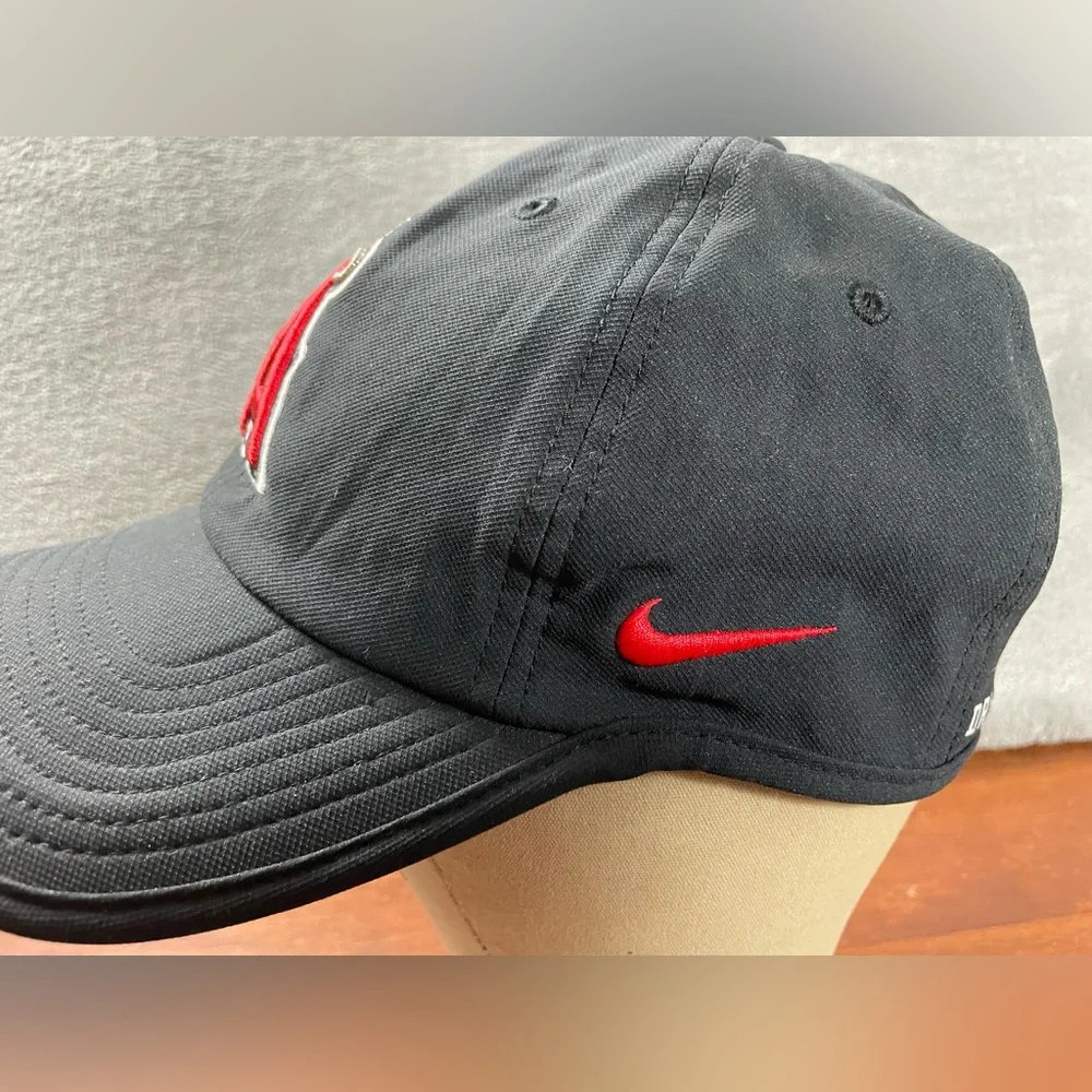 Nike Heritage86 HAT CAP MLB LOS ANGELES ANGELS Of Anaheim Black Red Embroidered - Picture 4 of 12